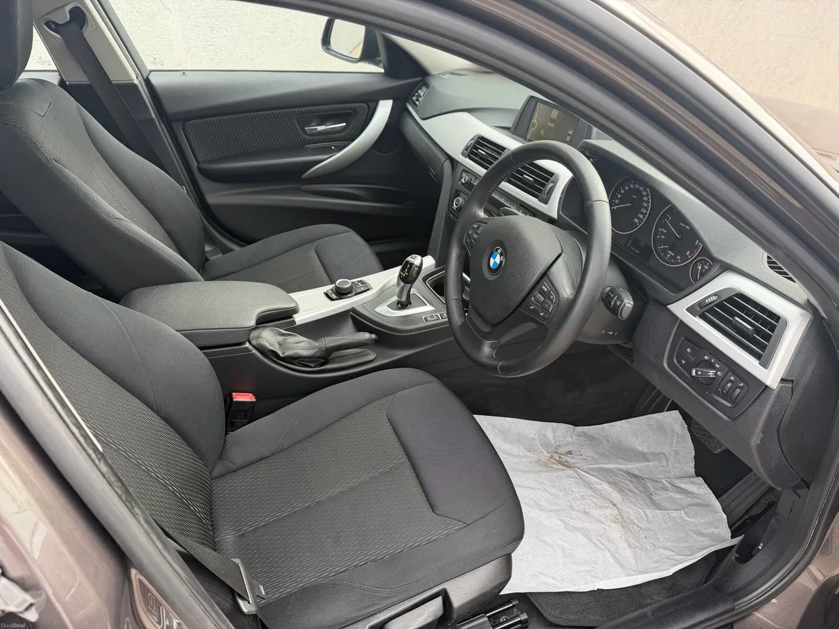 2012 BMW 320D AUTOMATIC LOW MILEAGE !! MINT !! - Image 5