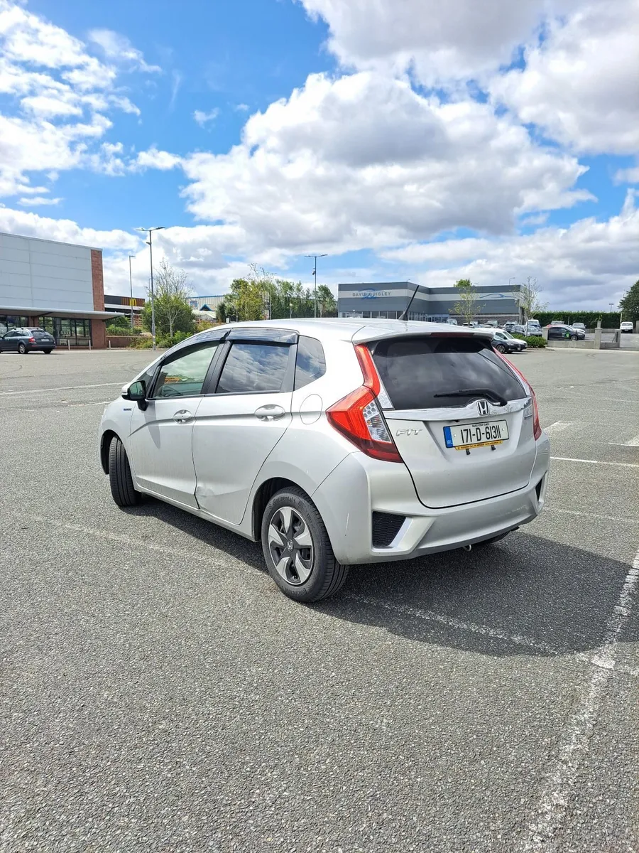 Honda Fit 2017 Hybrid 1.5L Automatic - Image 5