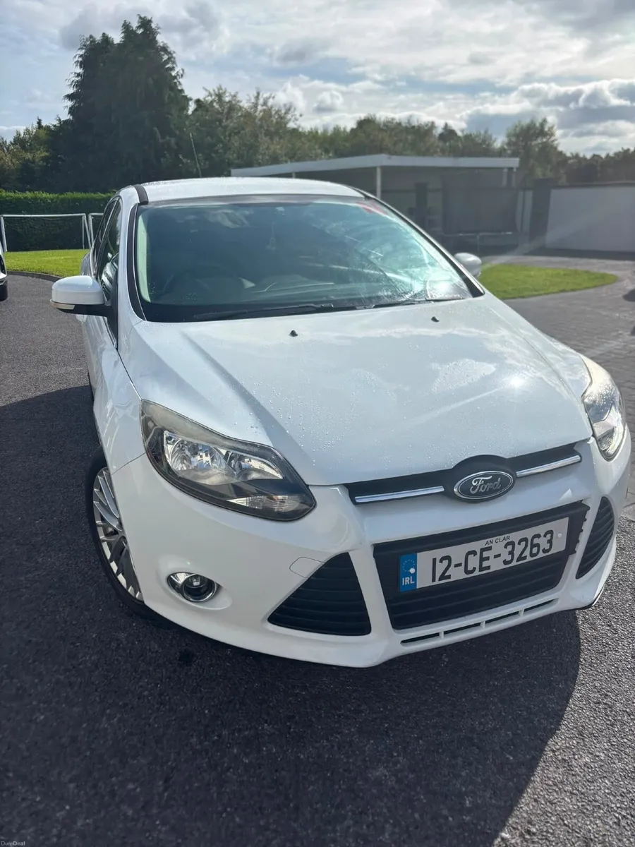 Ford Focus 2012 - Image 1