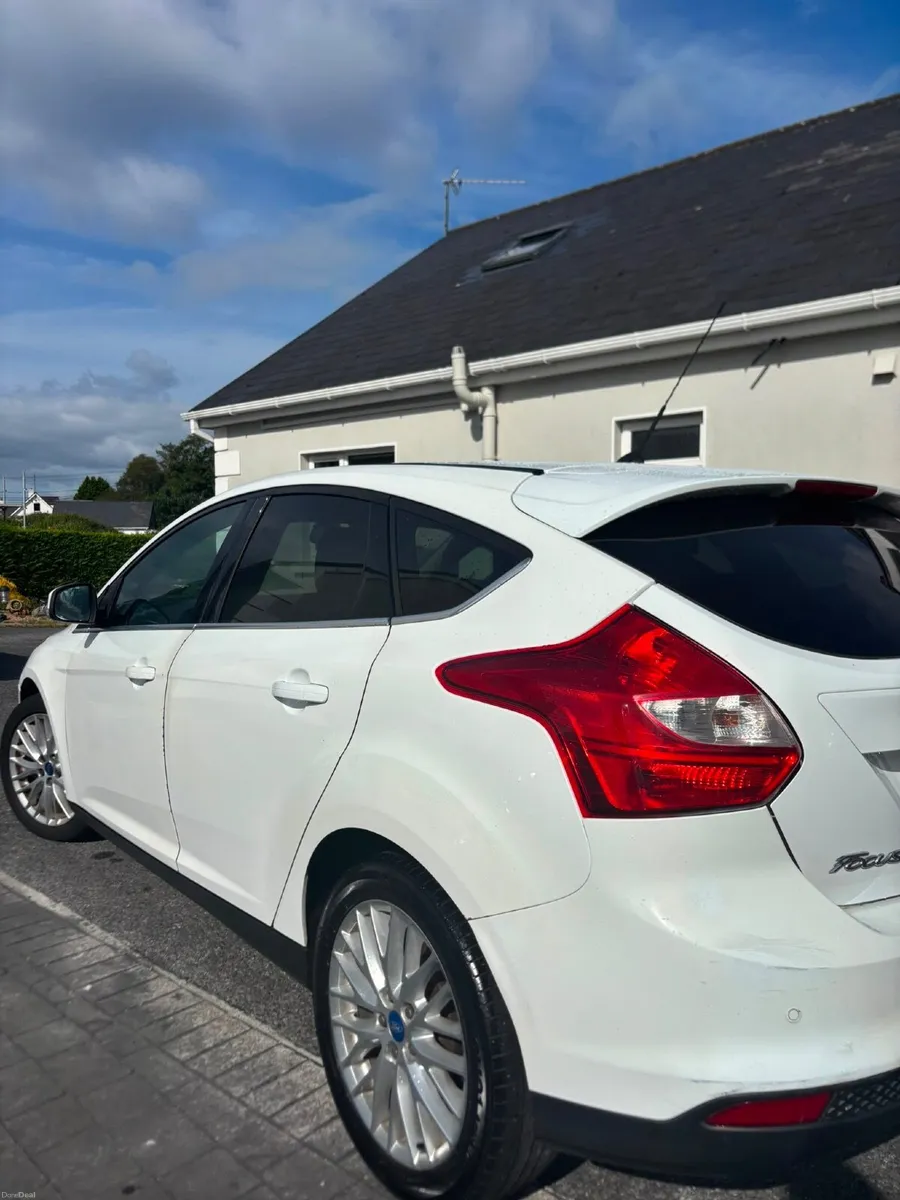 Ford Focus 2012 - Image 6