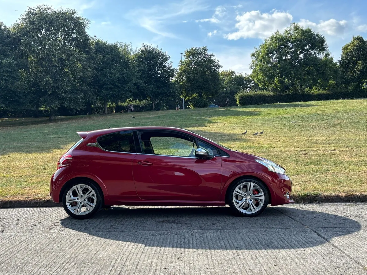 2013 Peugeot 208 GTI Manual 1.6 200BHP - Image 5