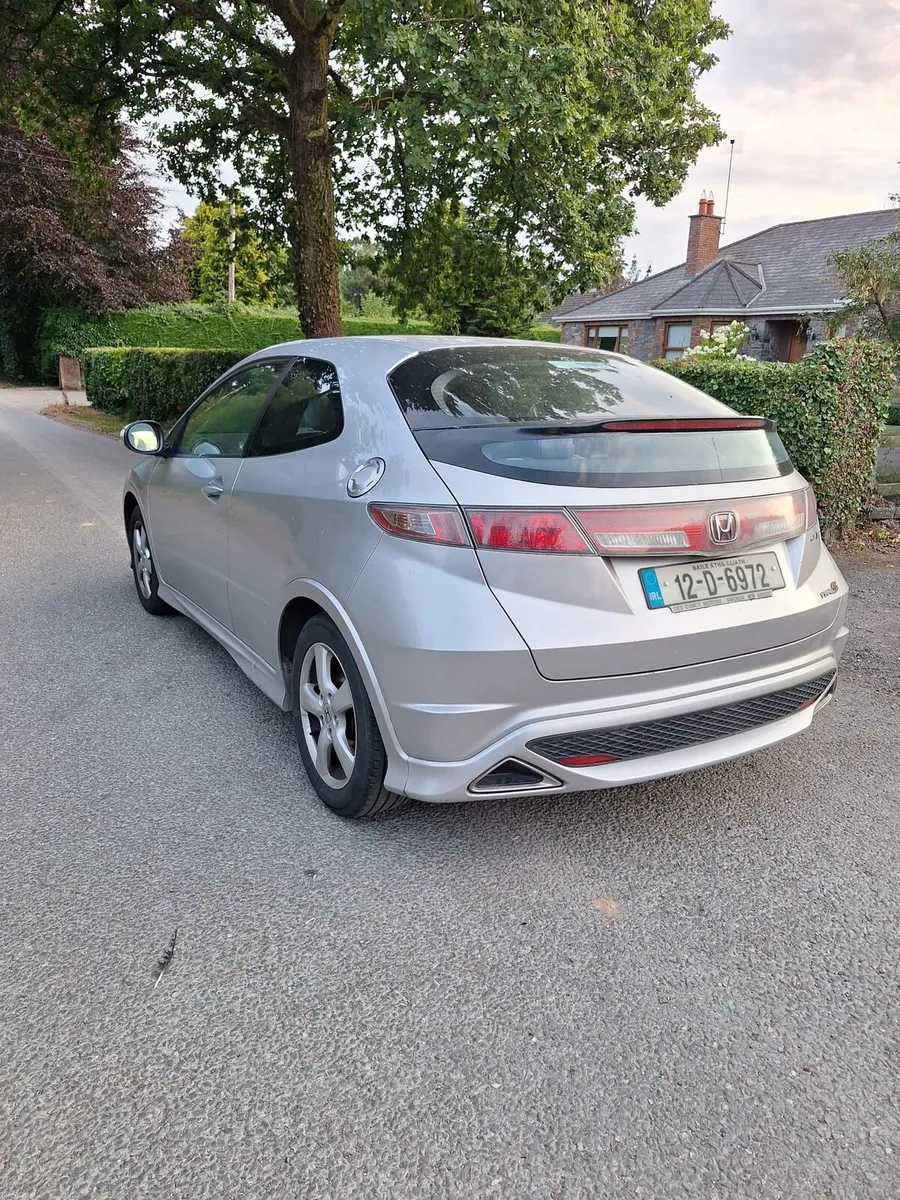 Honda civic type s , 2012 for sale - Image 2