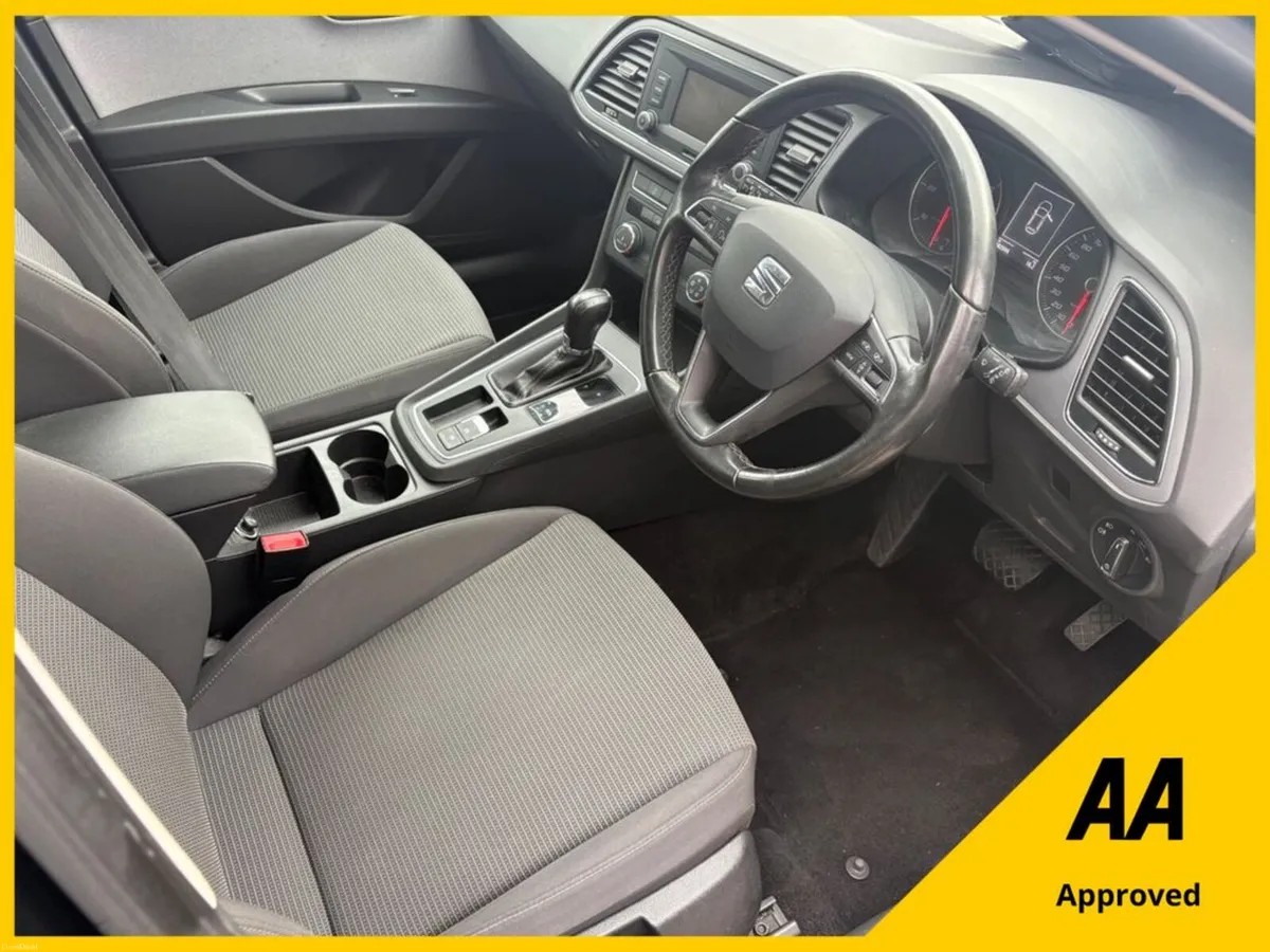 SEAT Leon 1.6 TDI 115 SE DSG Auto Estate - Image 2