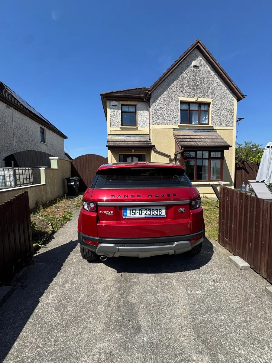 Range Rover Evouge Low mileage automatic - Image 3