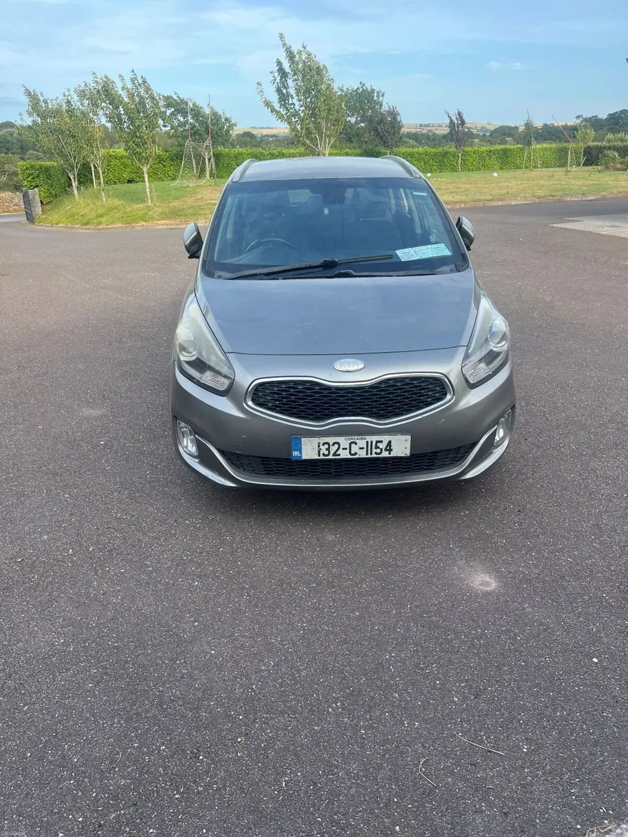 Kia Carens 2013 - Image 1