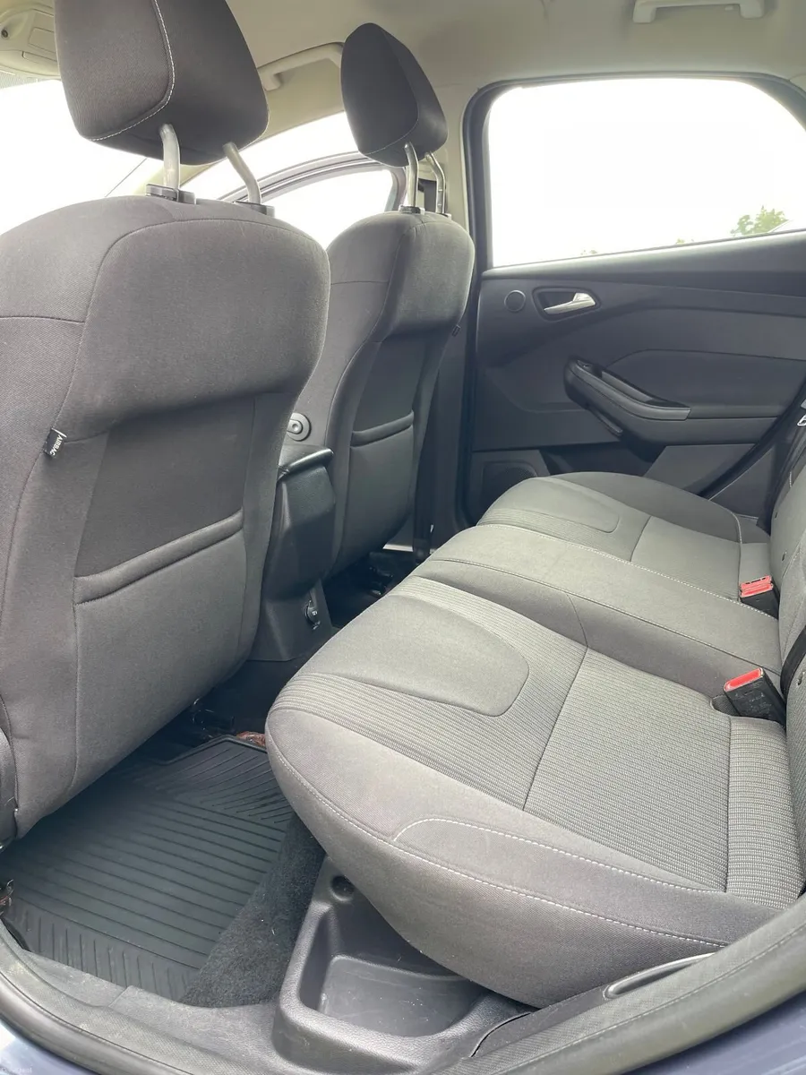 2012 Ford Focus Titanium 1.6 TDCi 115BHP - Image 6
