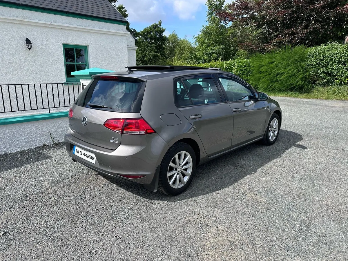 2016 VW Golf 1.2 TSI Bluemotion Lounge Edition - Image 4