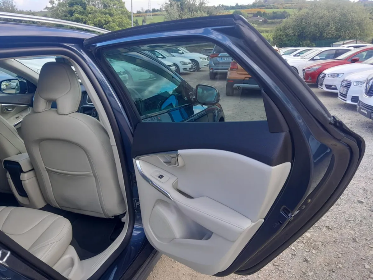 Volvo V60 2.0L Automatic Diesel Low Mileage (8946) - Image 6
