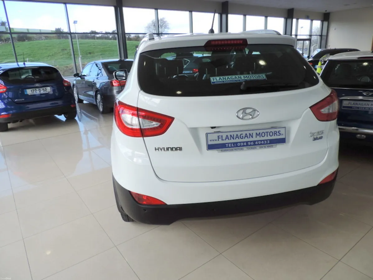 Hyundai ix35 1.7 CRDI SE 5DR - Image 4
