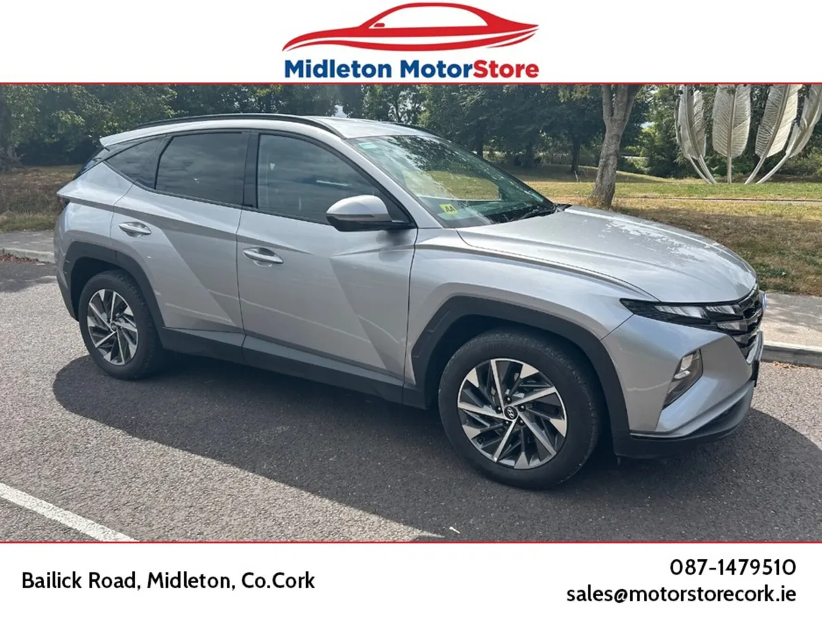Hyundai Tucson I.7crdi EXECUTIVE 5DR - Image 2