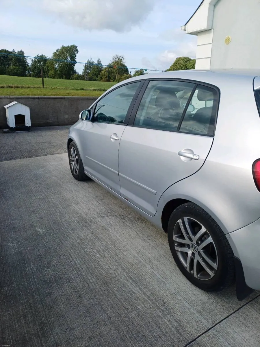 Car - Image 5