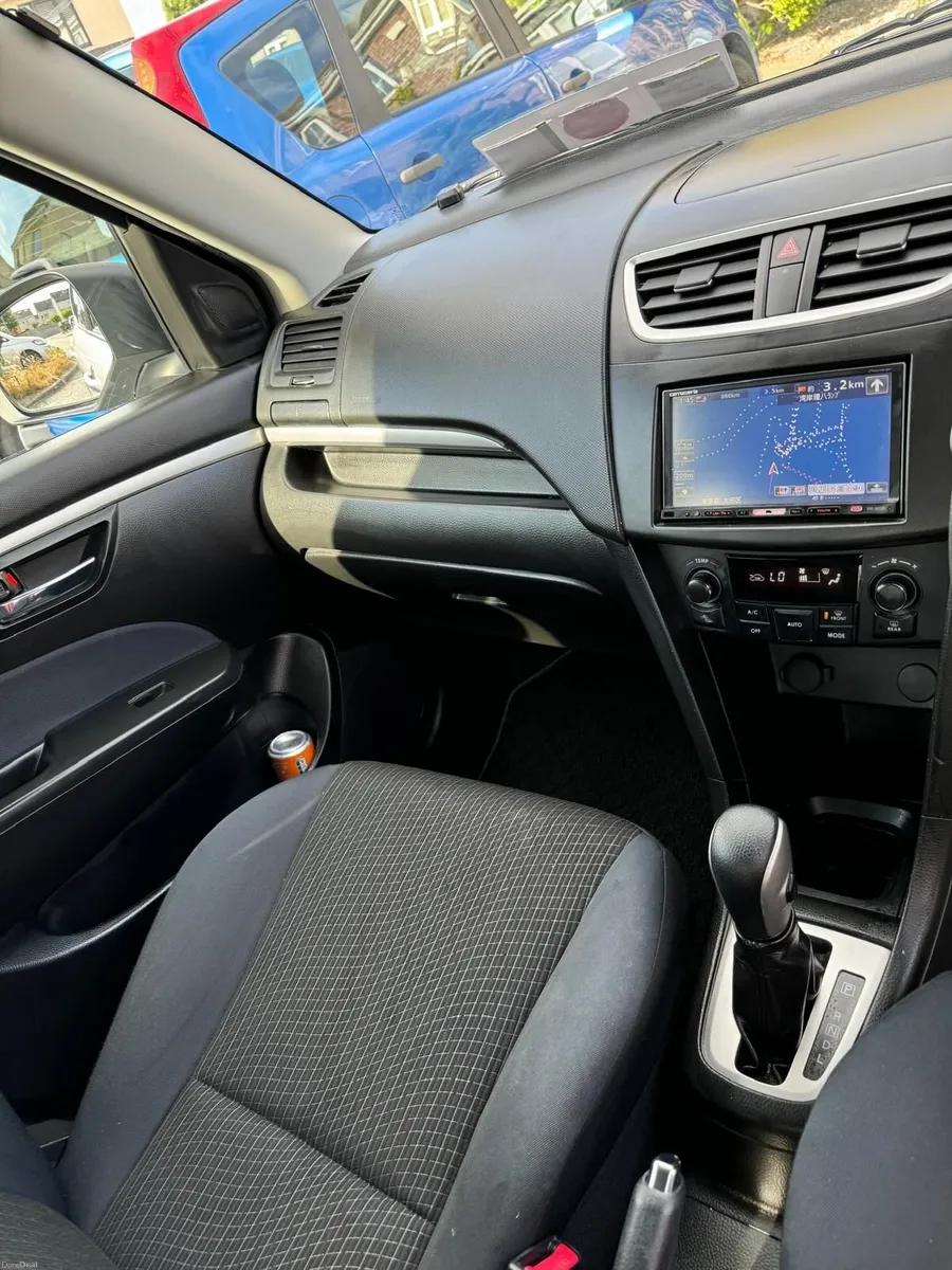 Suzuki Swift 2015 - Image 1