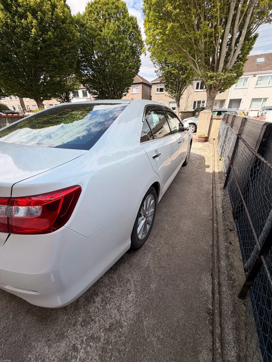 Toyota Camry - Image 5
