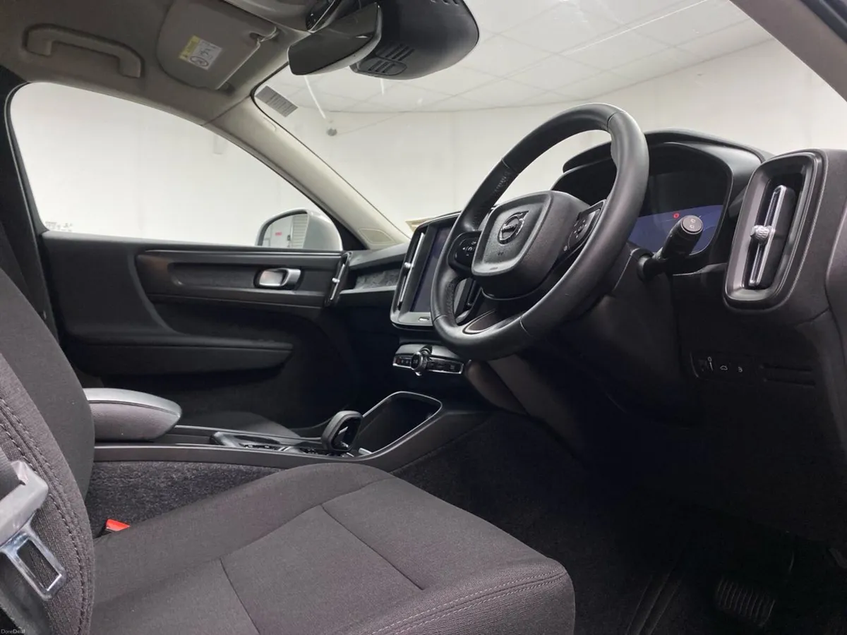 Volvo XC40 T4 PHEV 211hp AT7 Core - Image 6
