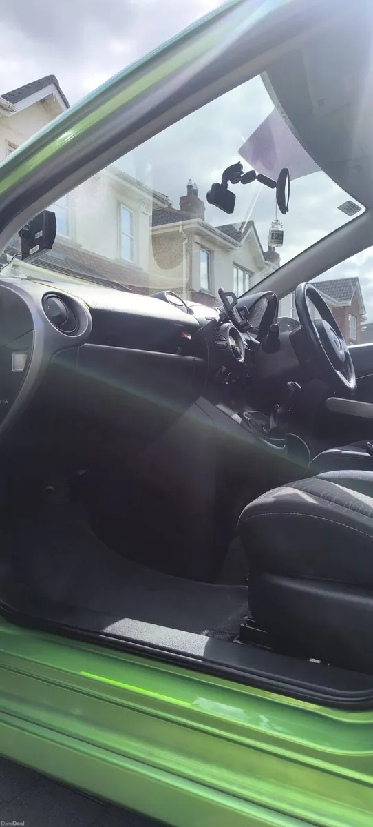 Mazda 2 - Image 5