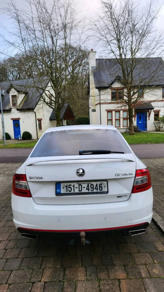 Car - Image 4