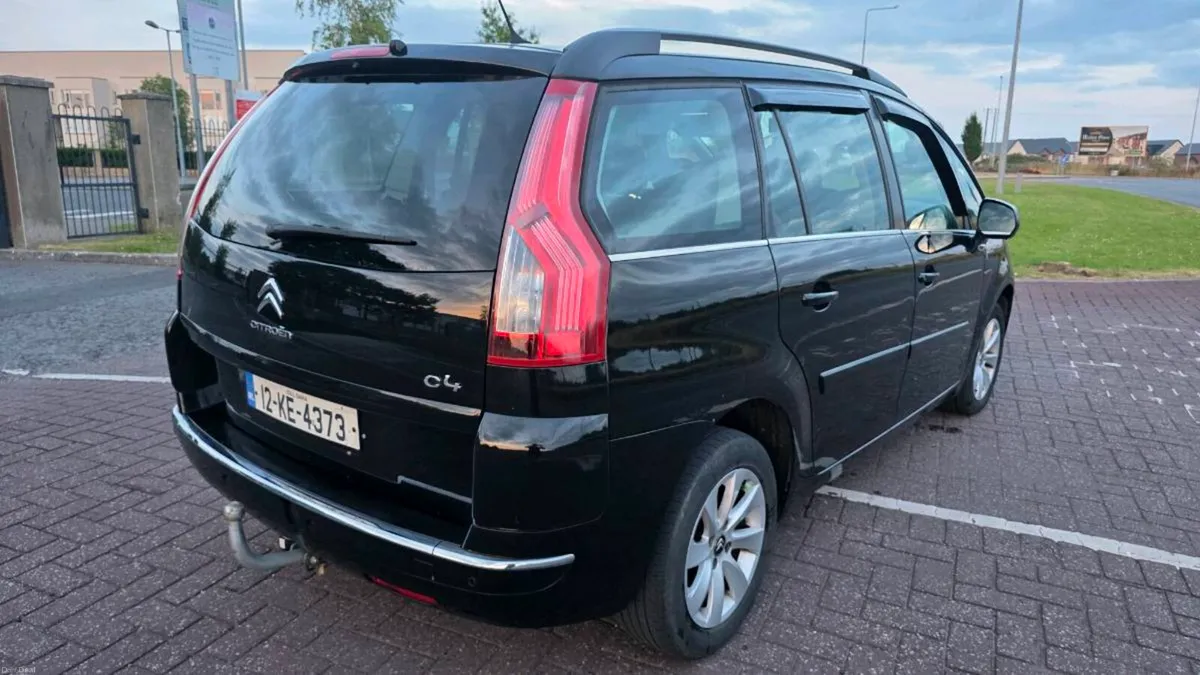 Citroen C4 Grand Picasso Spacious 7 Seater - Image 4