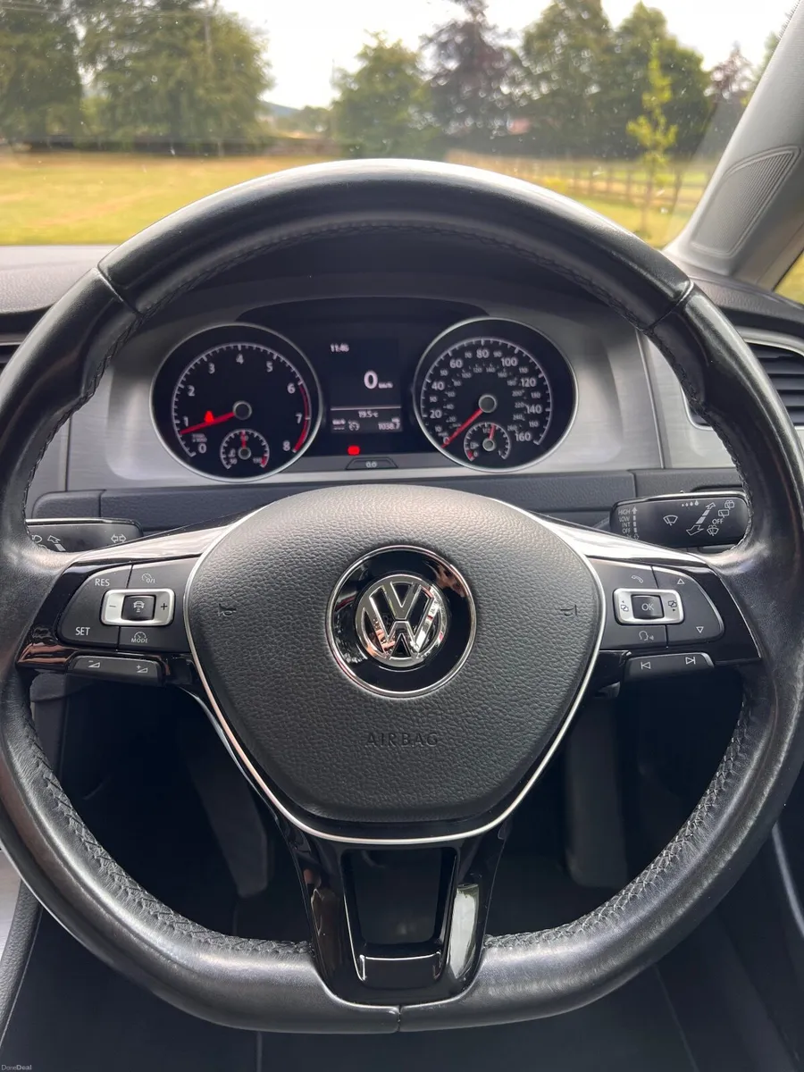 Volkswagen Golf 2015 TSI 1.4 Highline 150 Hp - Image 6