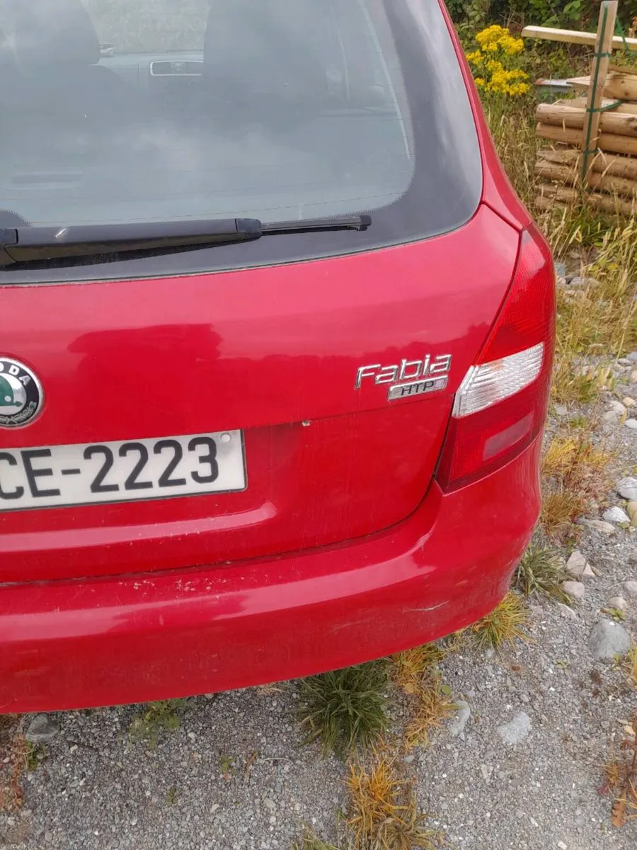 Car - Image 2