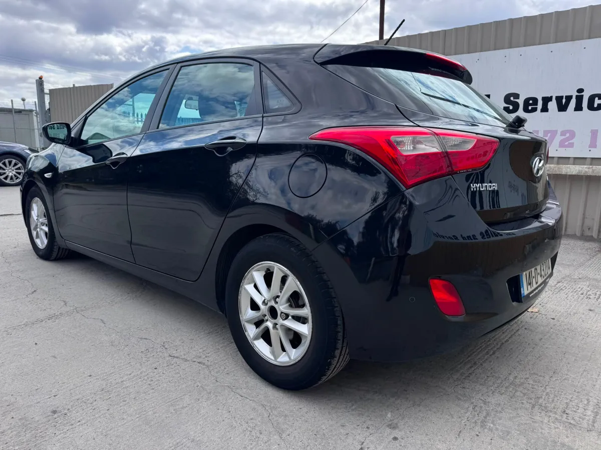 141 Hyundai i30 1.6 Diesel Deluxe Warranty - Image 5