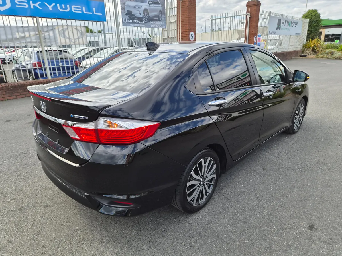 (2yr warranty) 1.5 Hybrid Automatic High spec - Image 3