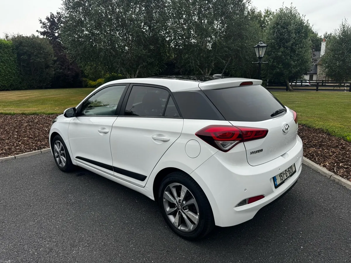 2015 Hyundai I20 1.2 5DR Deluxe - Image 4