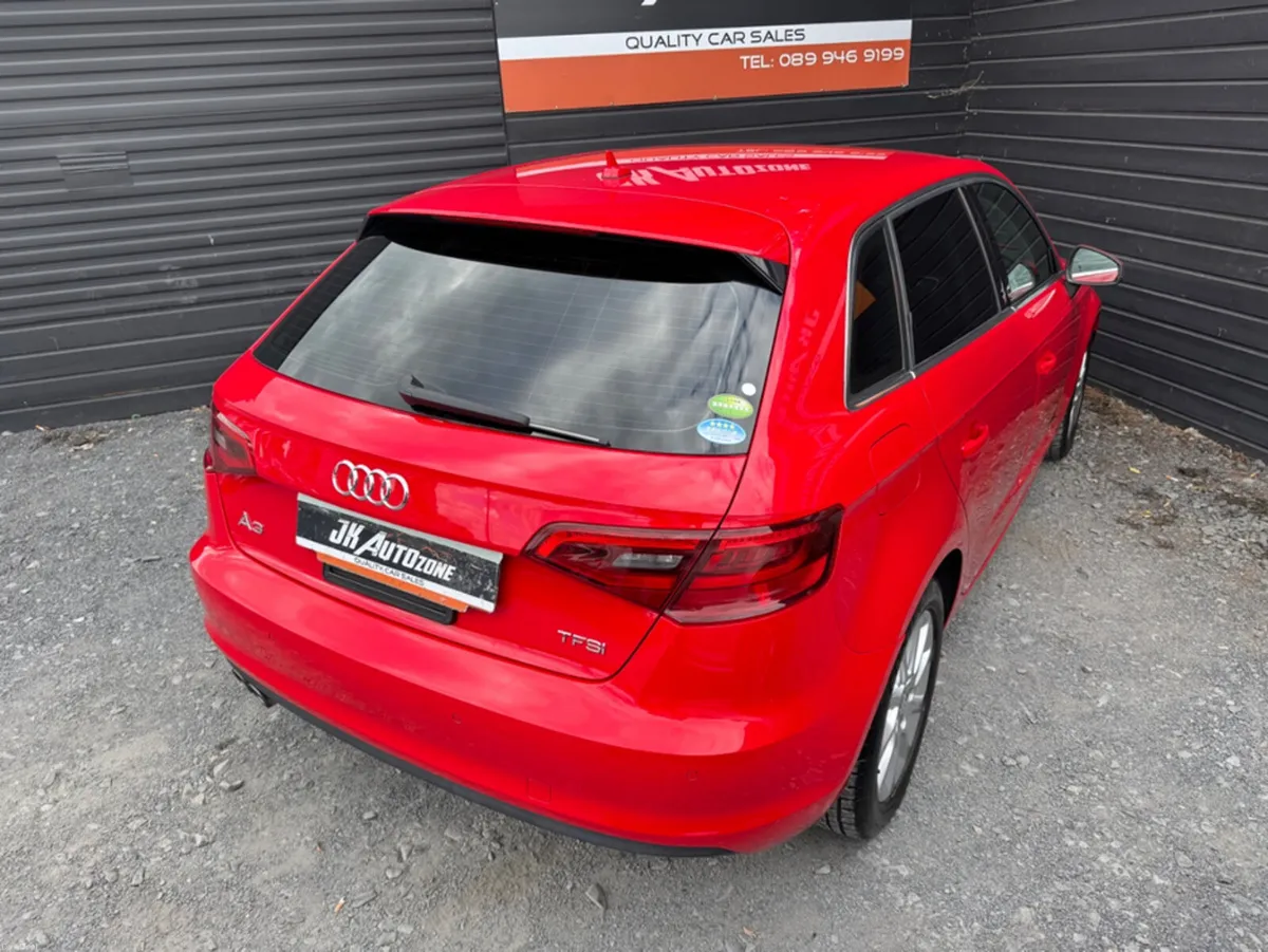 Audi A1 1.4 TFSI AUTO - Image 4