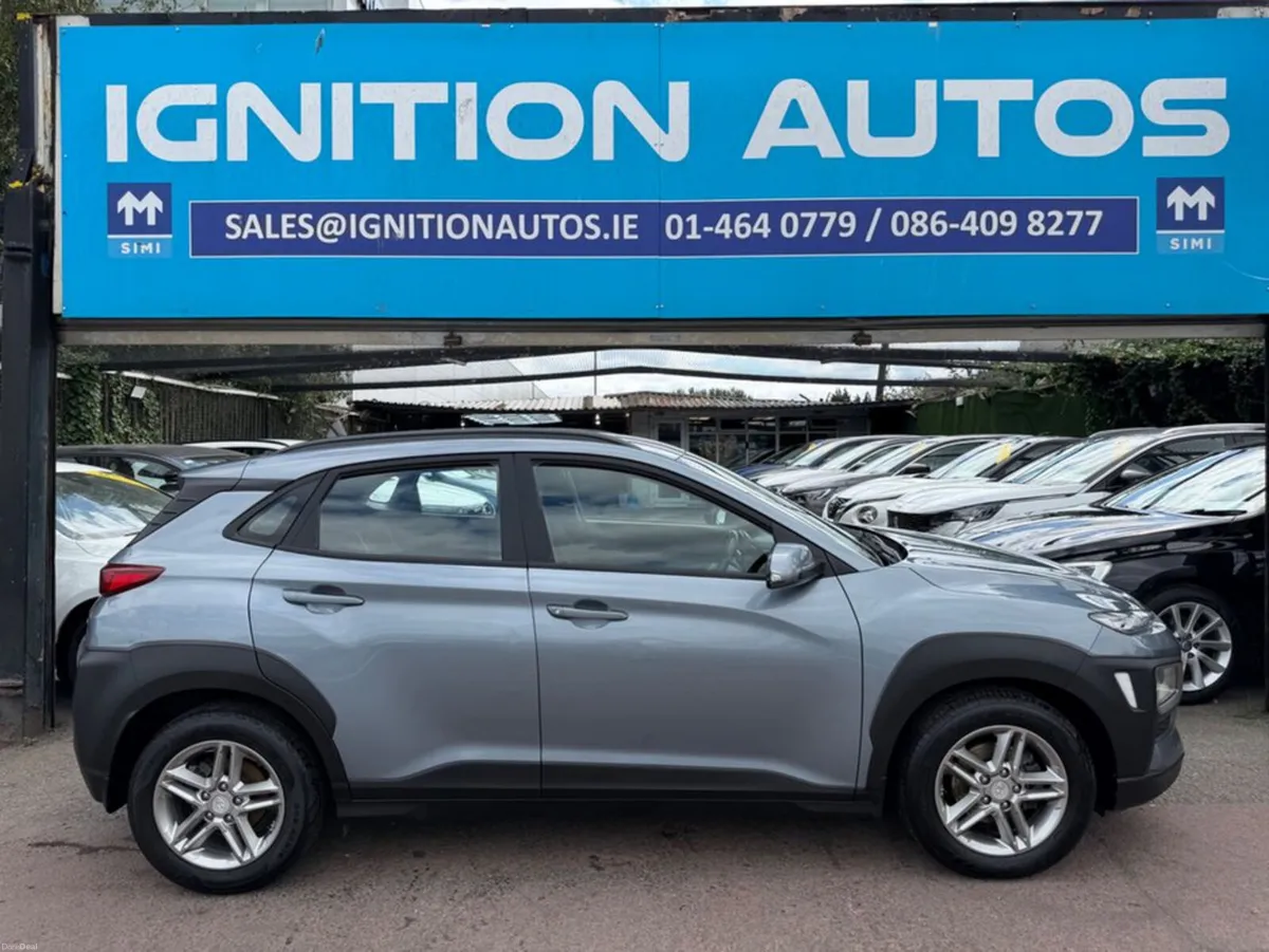 Hyundai KONA 1.0 PETROL, COMFORT MODEL, LOW MILEAG - Image 2