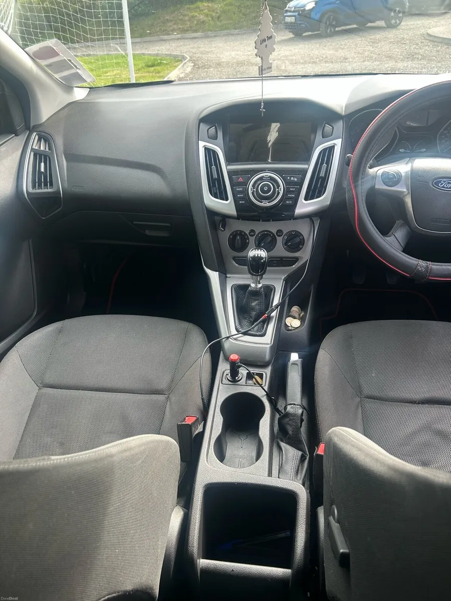 Ford focus - Image 6