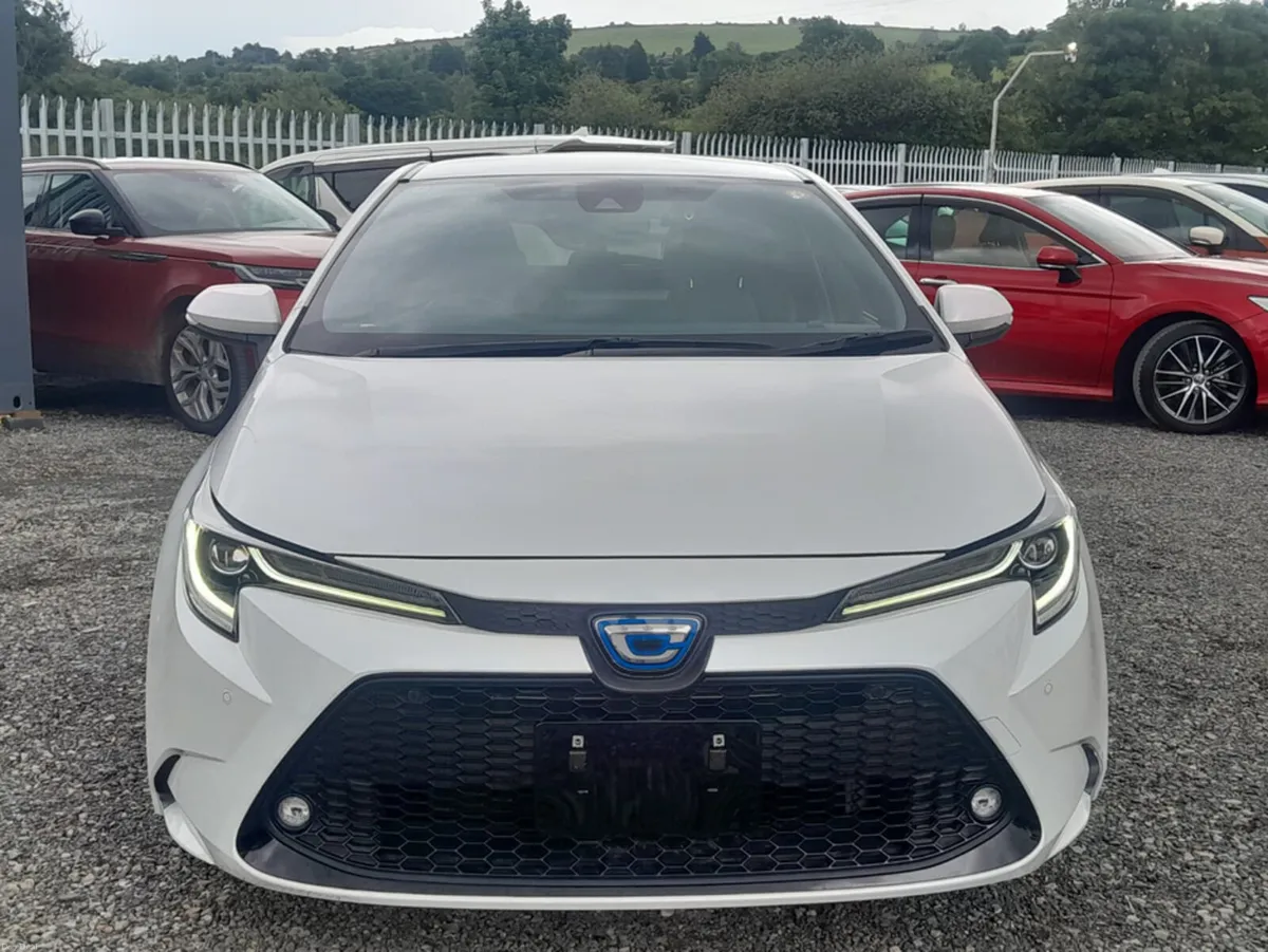 Toyota Corolla Touring 1.8 Petrol Hybrid Auto - lo - Image 3