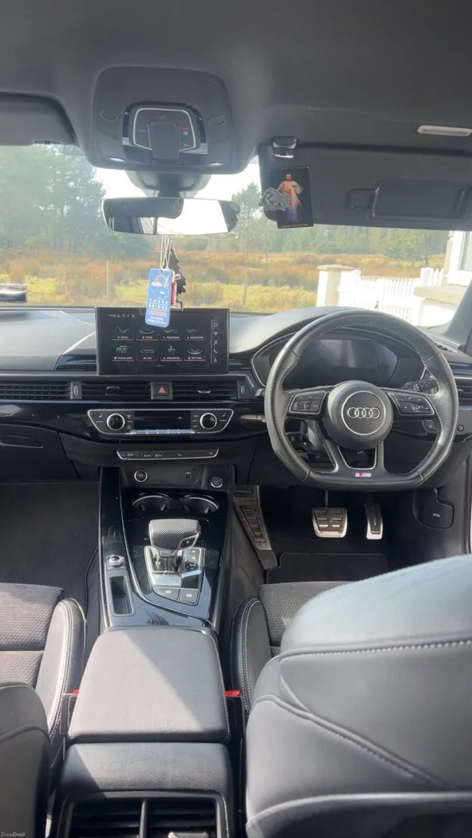 Audi A4 2020 - Image 2