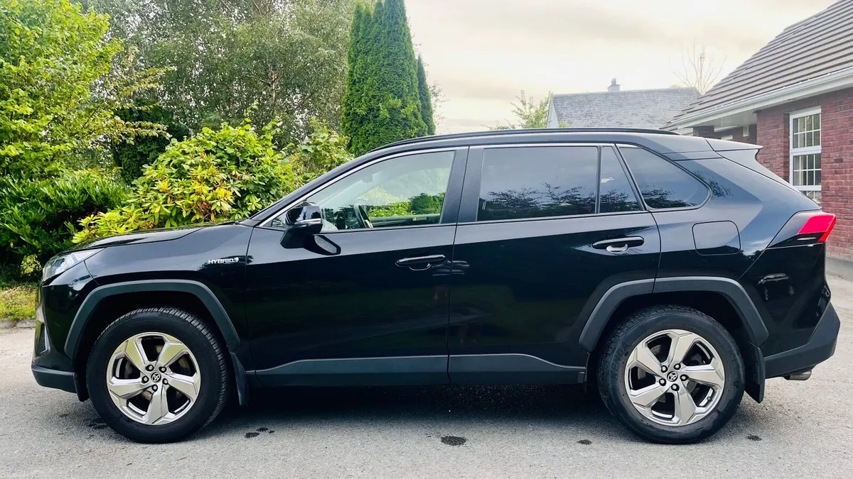 Toyota RAV4 2021 - Image 5