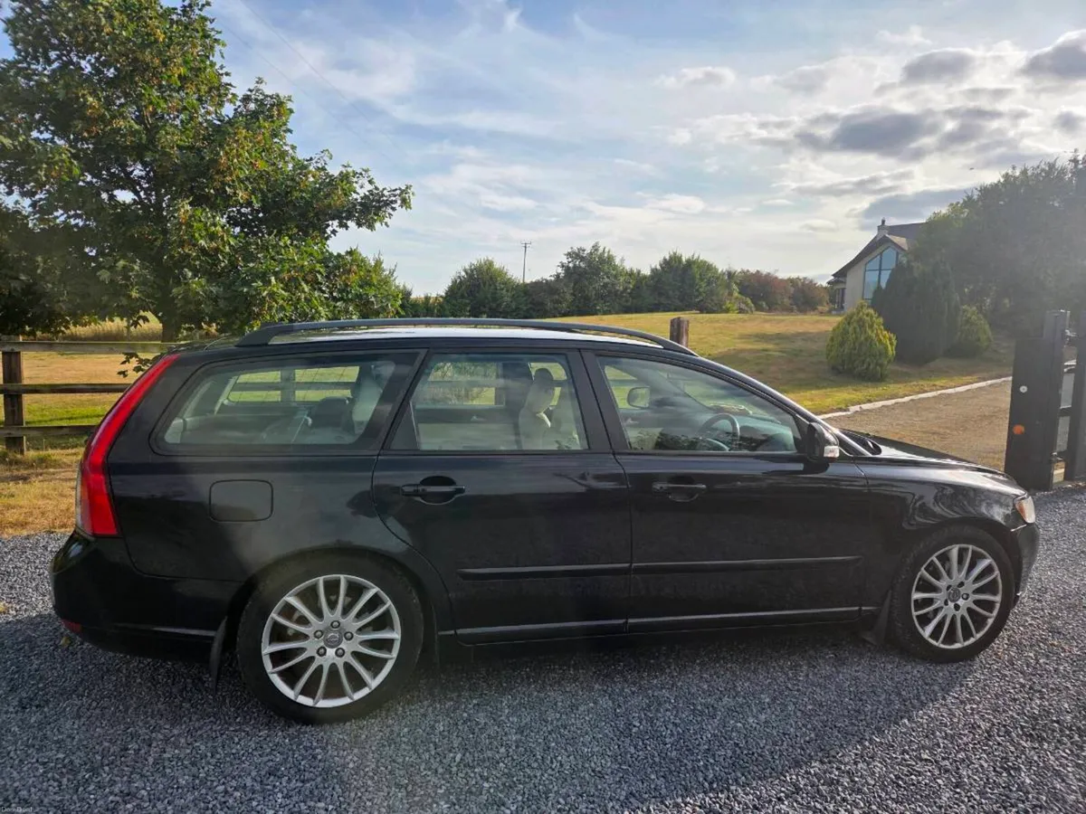 2011 Volvo V50 1.6 Diesel BARGAIN - Image 5