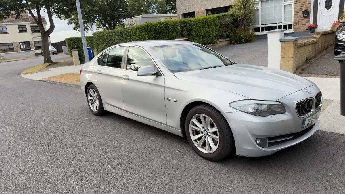 BMW 5-Series 2012 - Image 5