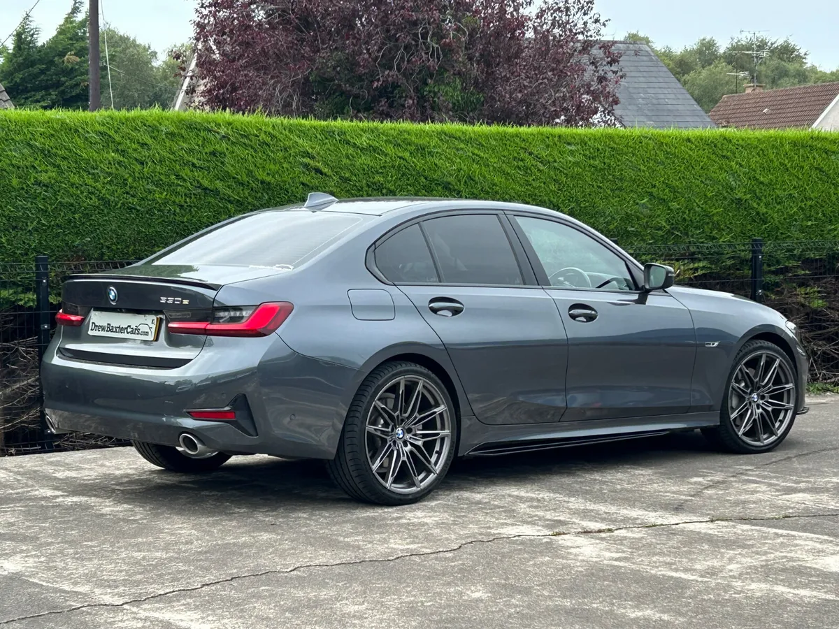 22 BMW  330e Sport Pro 1owner €25500 inc Vrt - Image 5