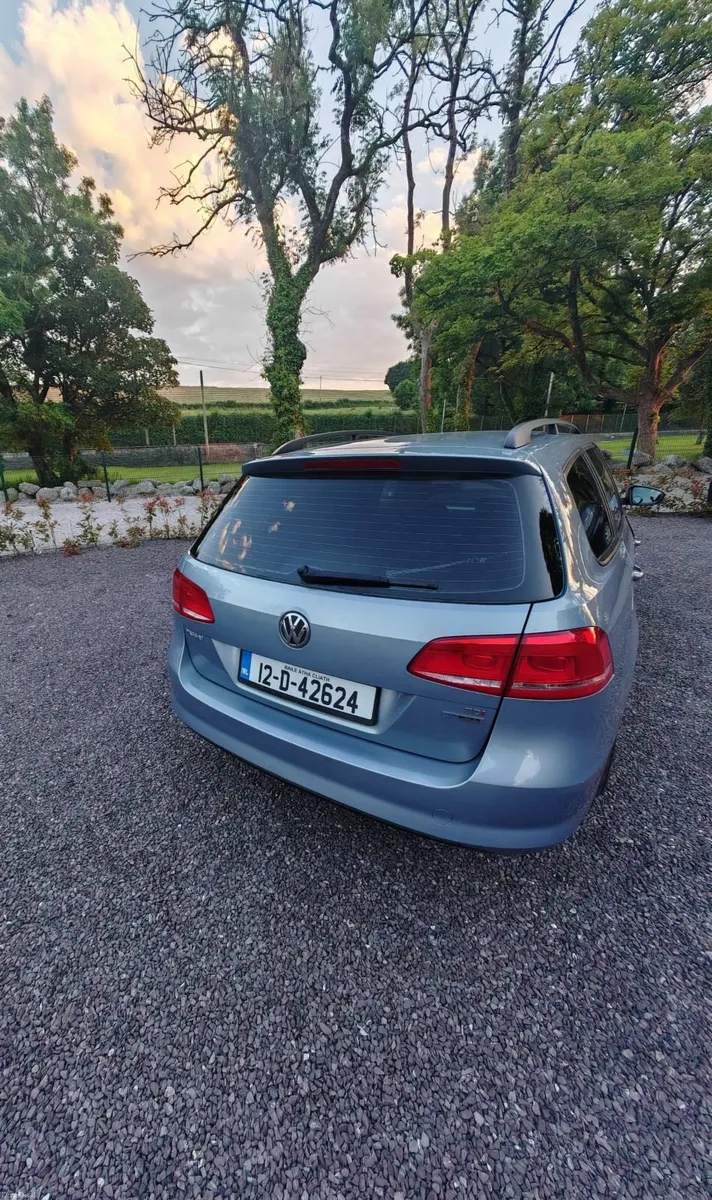 Volkswagen Passat 2012 - Image 6