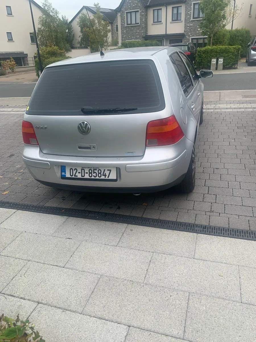 Car - Image 2