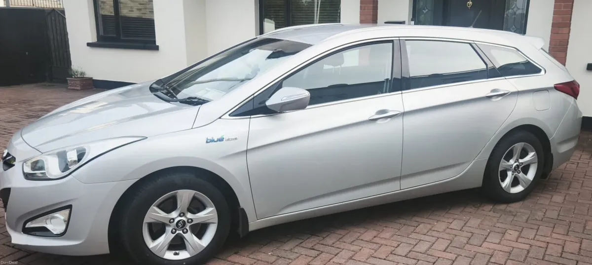 Hyundai I40 Estate - Image 2
