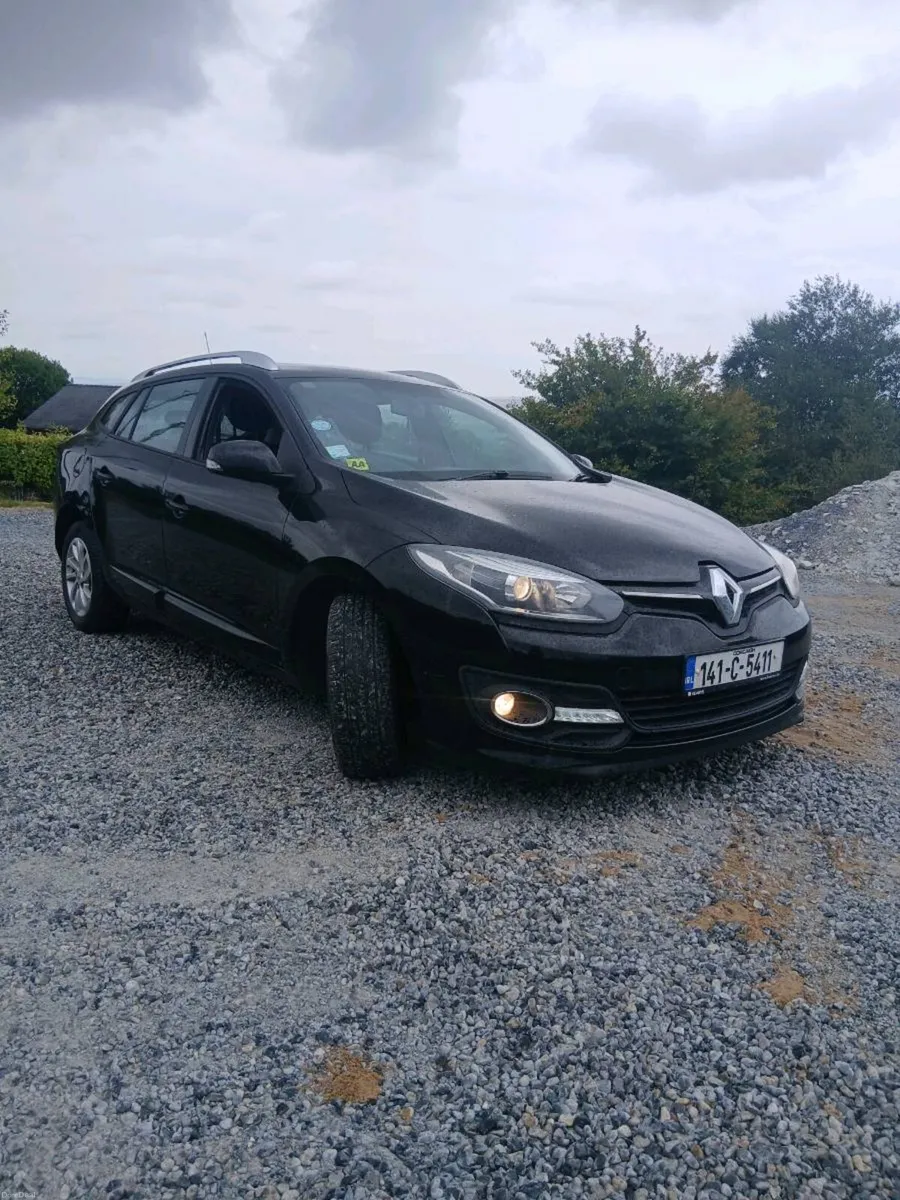 141 renault magan taxed and tested - Image 1