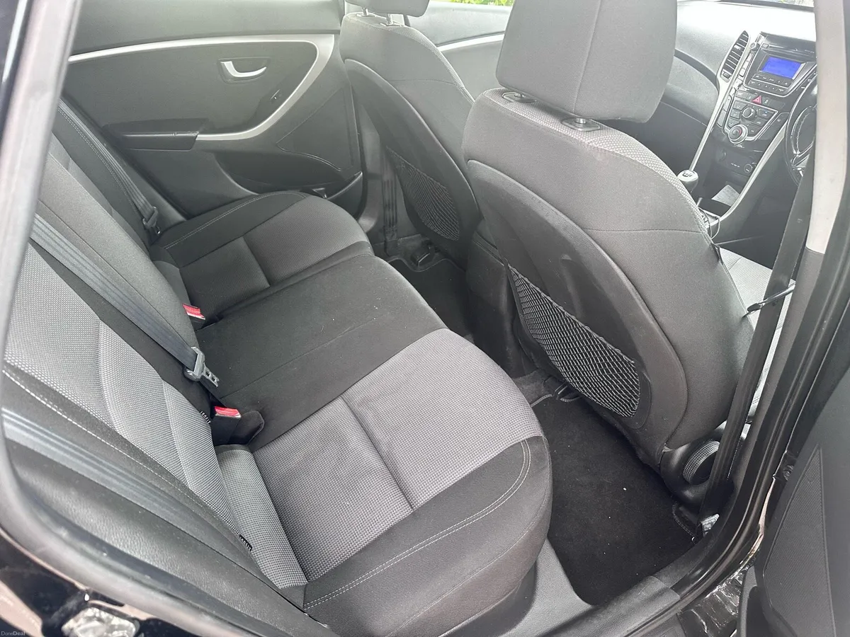 Hyundai i30 - Image 6