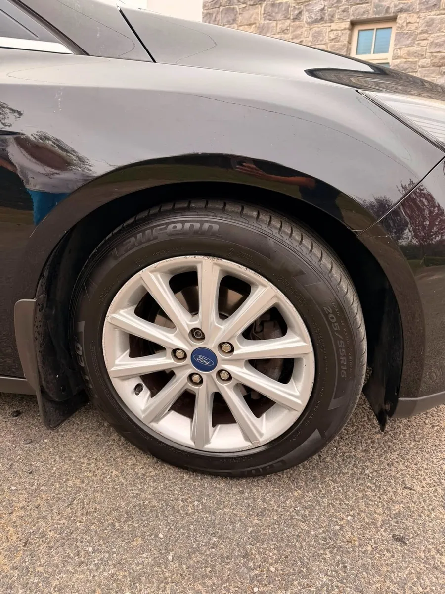 Ford Focus 2017 - Image 1
