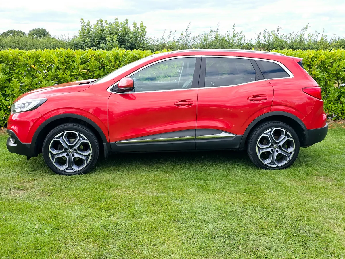182 Renault Kadjar 1.5 Diesel Low Miles - Image 4