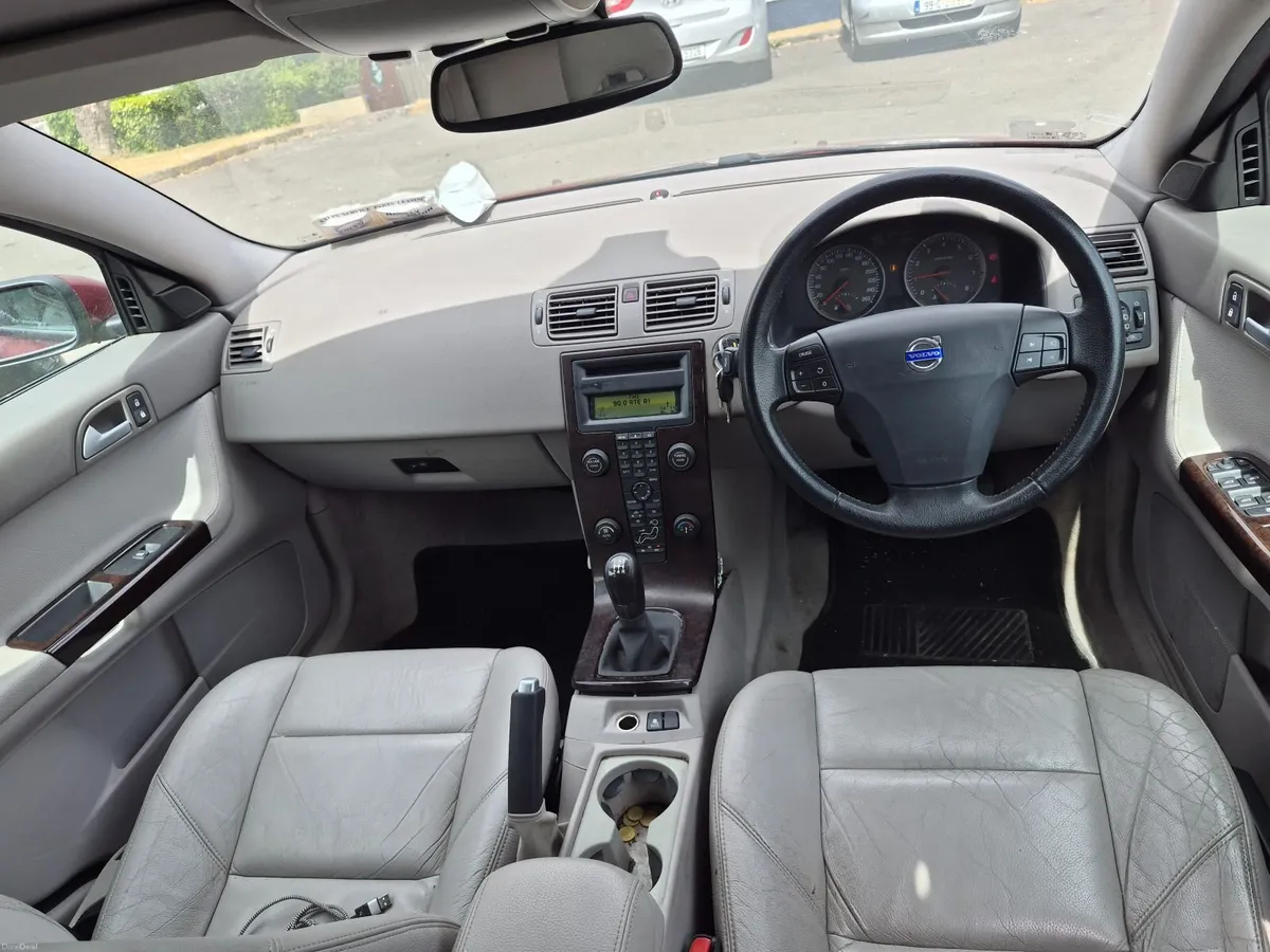 2006 Volvo V50 Se 70k miles & Tax until 02/ - Image 6