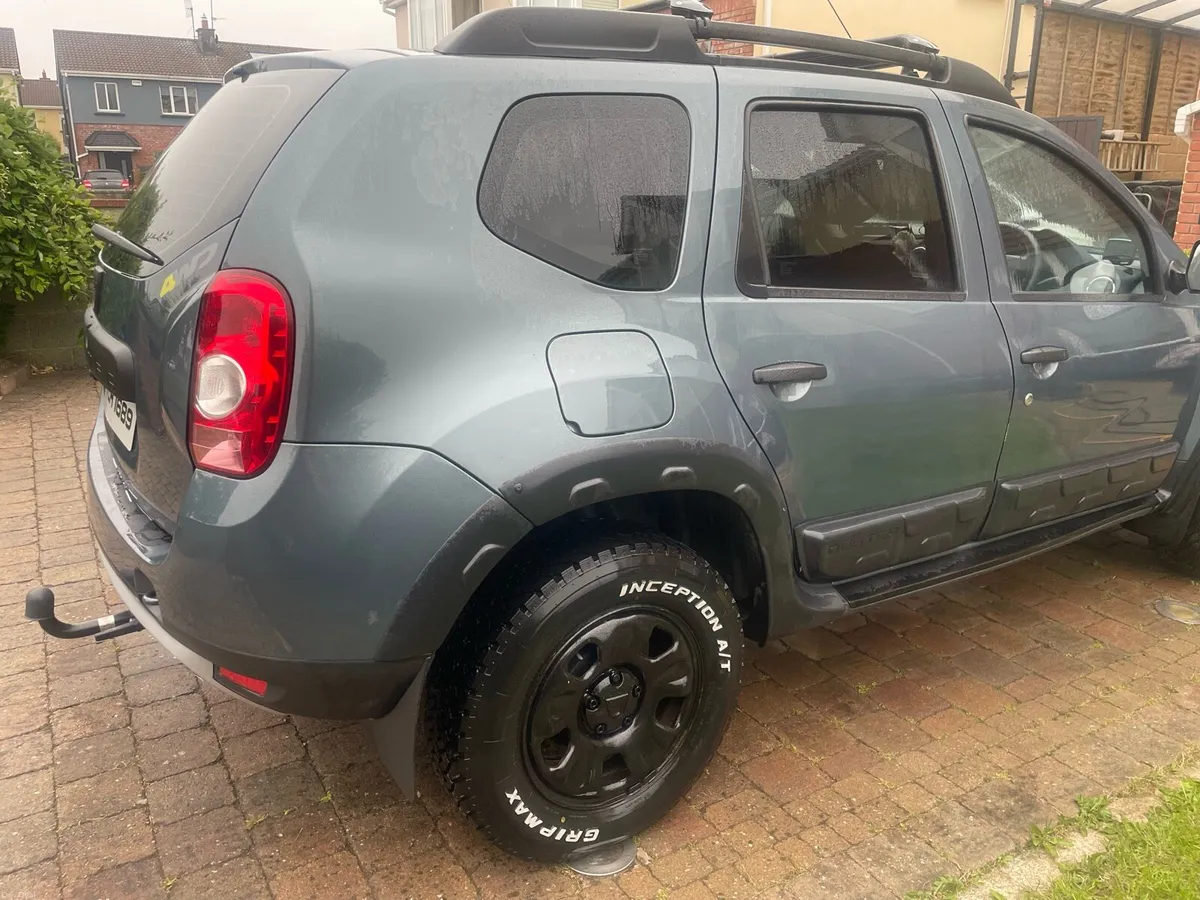 Off road Dacia duster only 83000kn! - Image 2