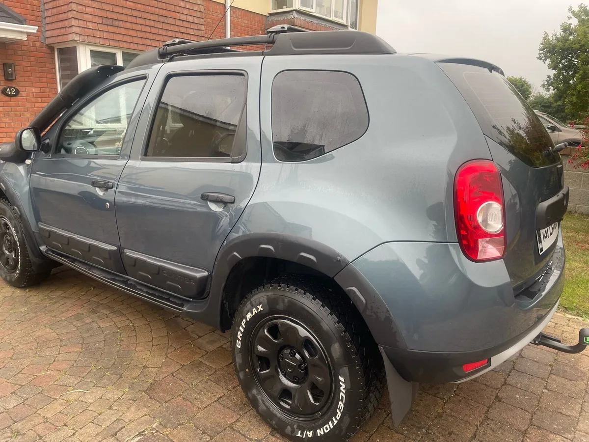 Off road Dacia duster only 83000kn! - Image 3