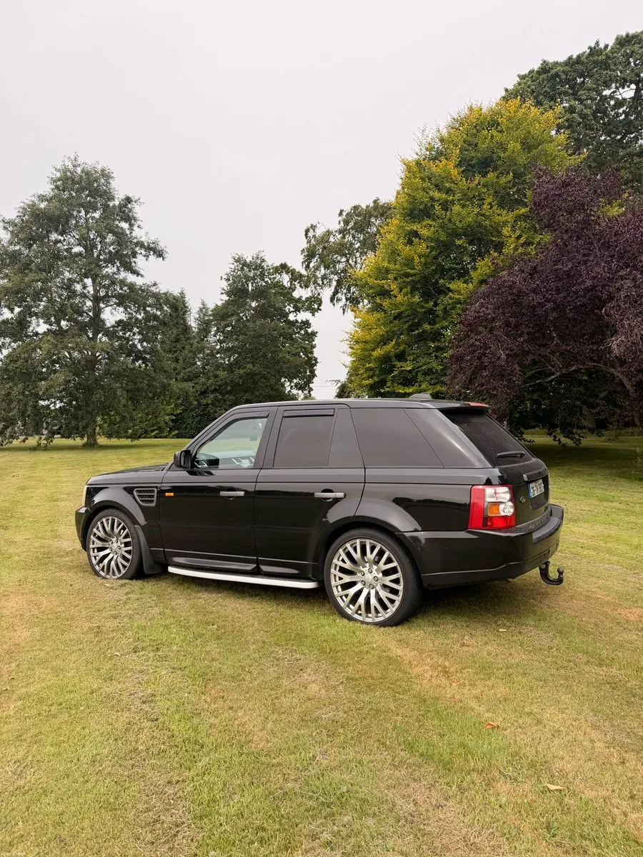 Range Rover Sport - Image 2
