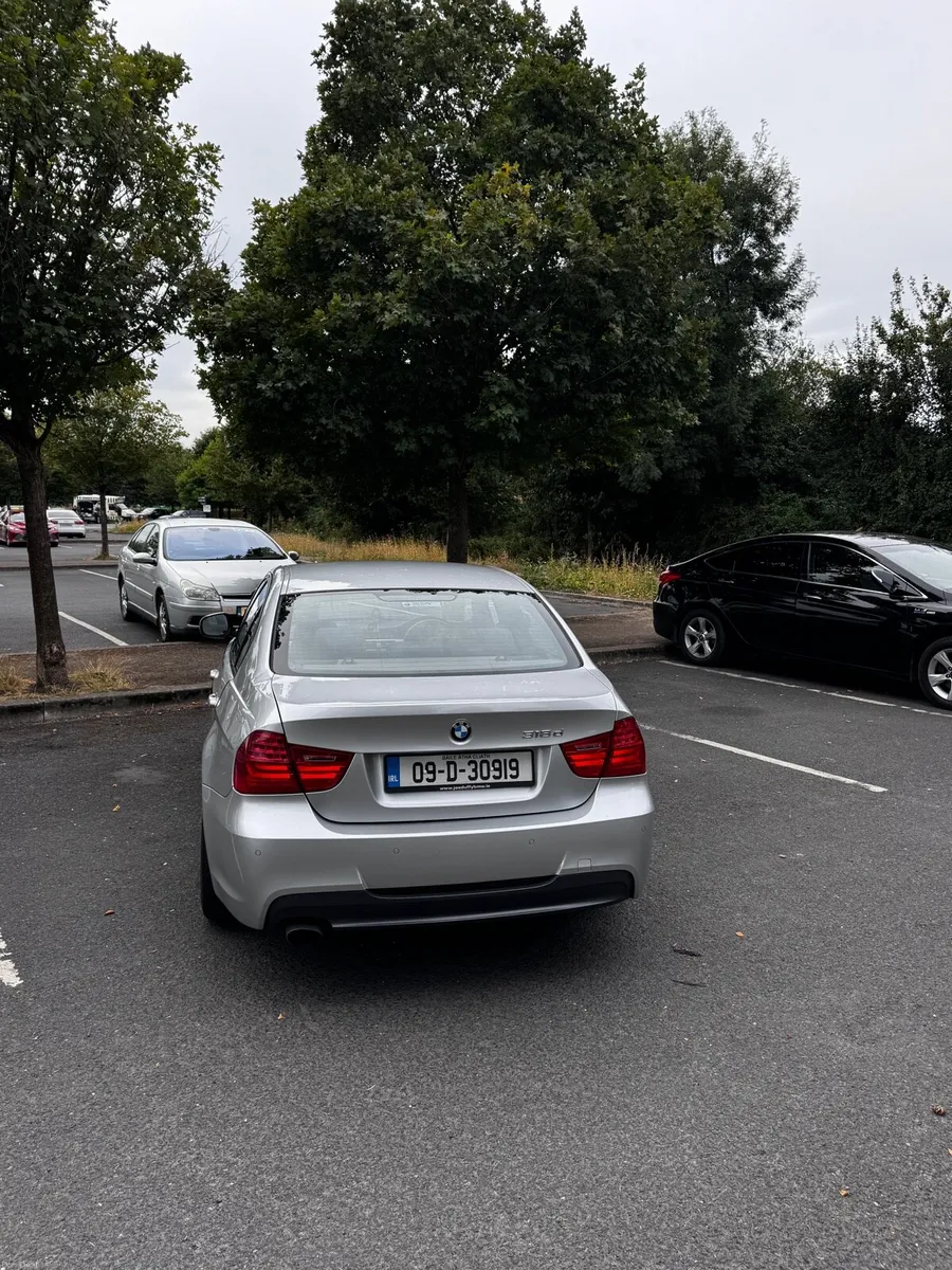 BMW e 90 Msport/automatic - Image 5