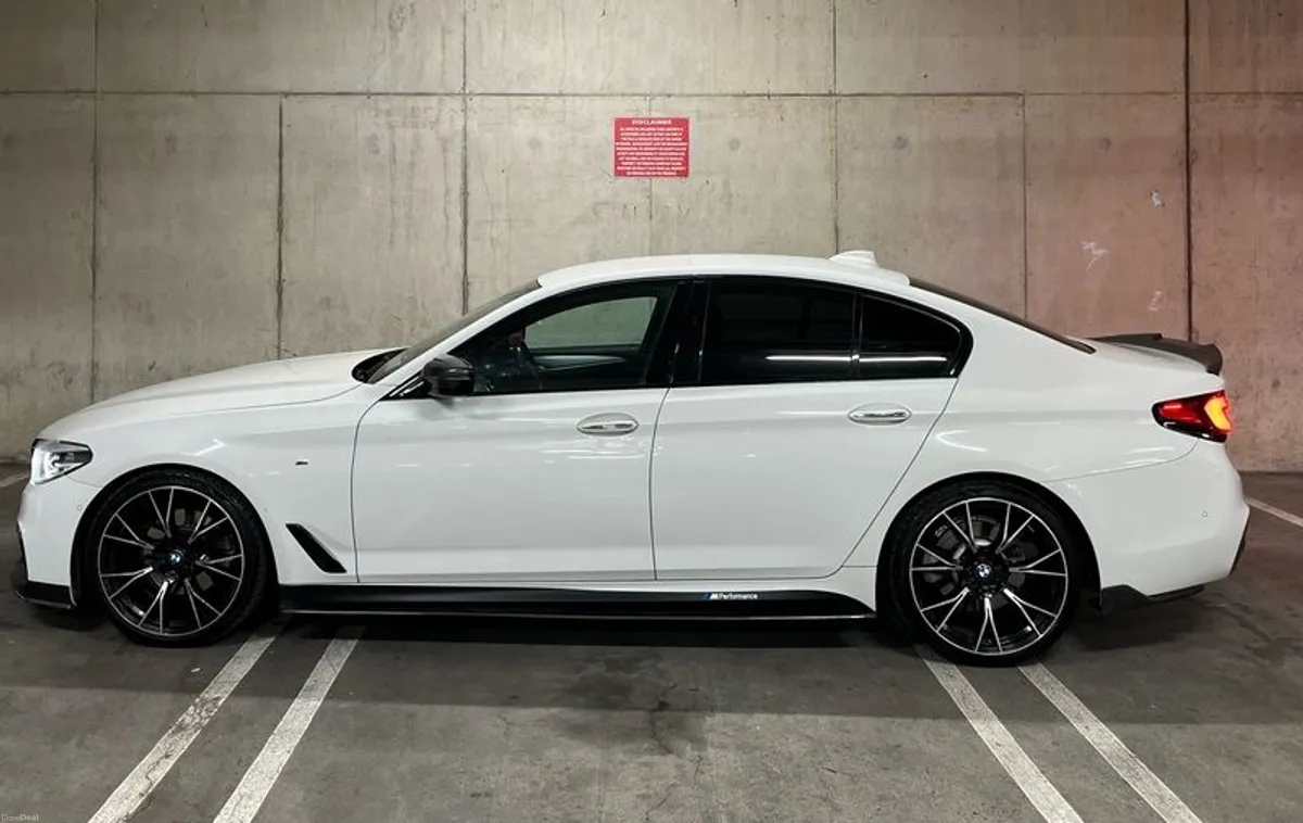 2017 Bmw 5-series - Image 3