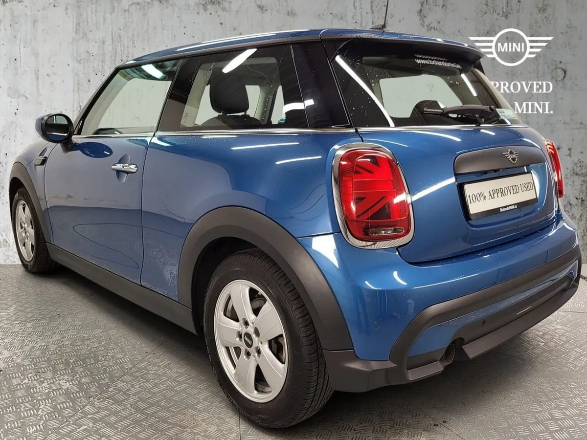 Mini Cooper 3-Door One Classic - Image 2