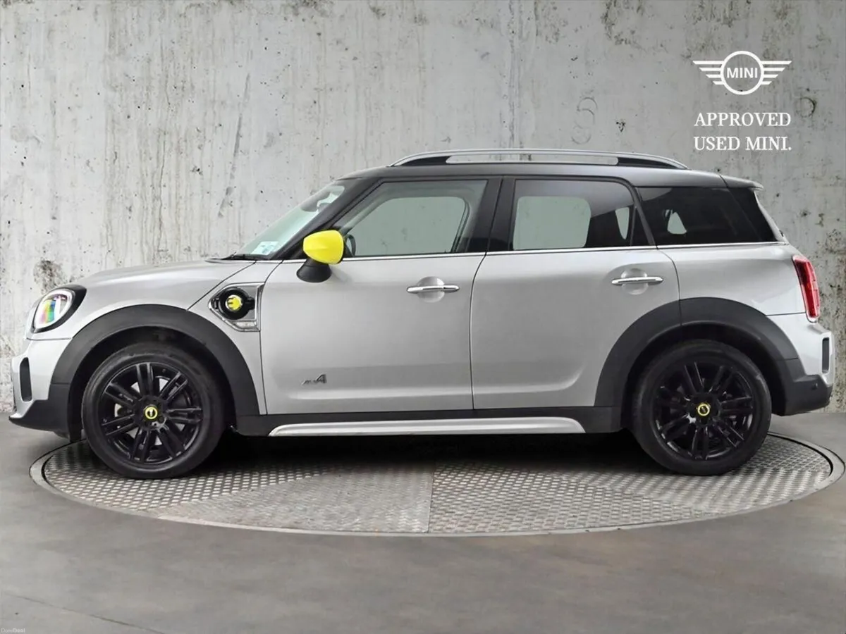 Mini Countryman Cooper S E Classic - Image 3
